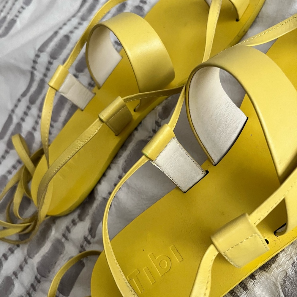 Tibi Yellow Lace-Up Leather Sandals - Picture 2 of 4